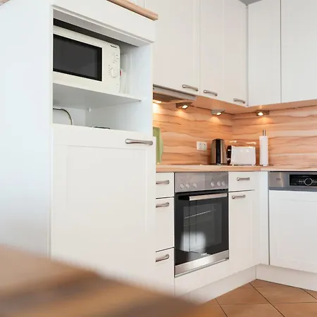 Apartament Strandresidenz Nr 03 *